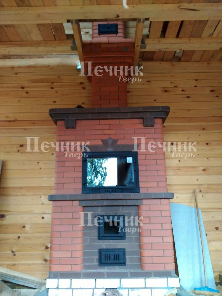 Отопительная печь с камином